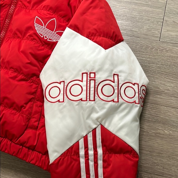 Adidas Originals Red & White Cropped Puffer Jacket - Size S style retro - Picture 4 of 12